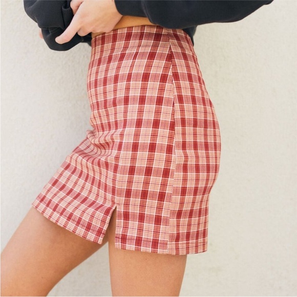 Brandy Melville John Galt Cara Plaid Mini Skirt Red - Picture 11 of 12